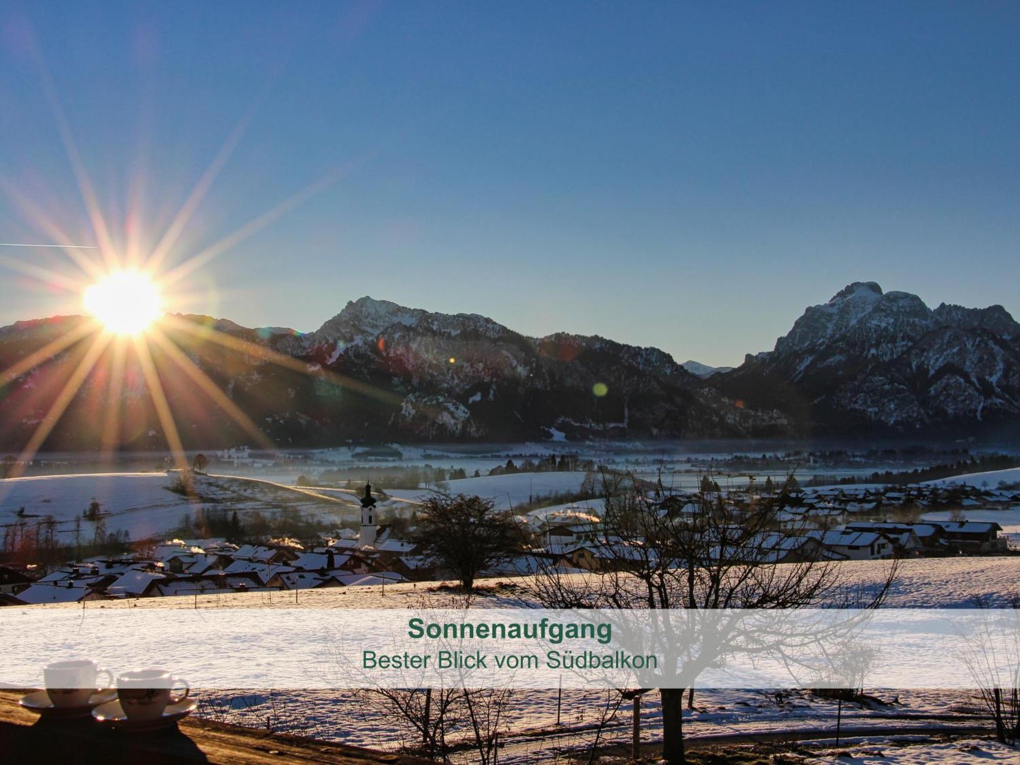 Chalet - Ferienwohnungen - Biohof Stoeger - Panoramasuedbalkon - Grandiose Aussicht Auf See, Berge Und Schloss Neuschwanstein Rieden Exteriér fotografie